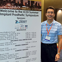 parker-dental-rp-at-icoi-sign-2014